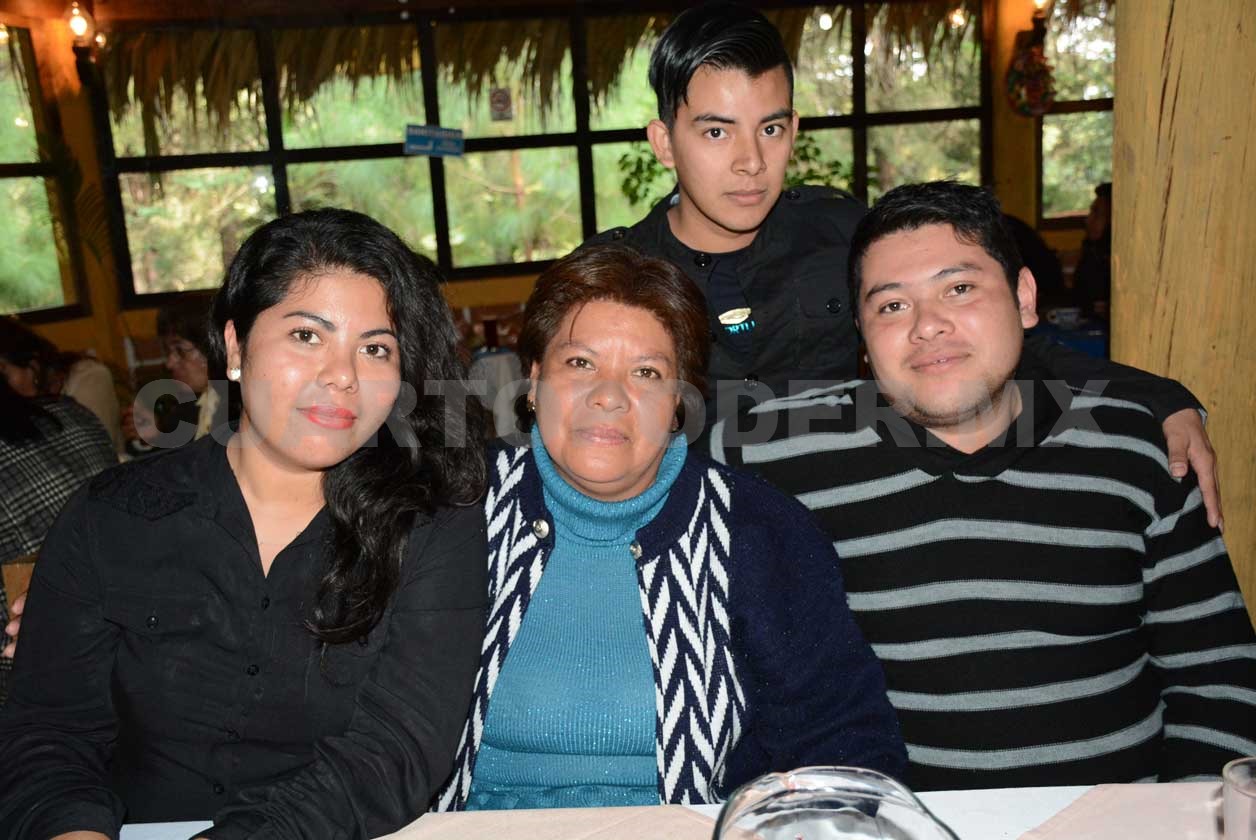 Alison recibió el sacramento