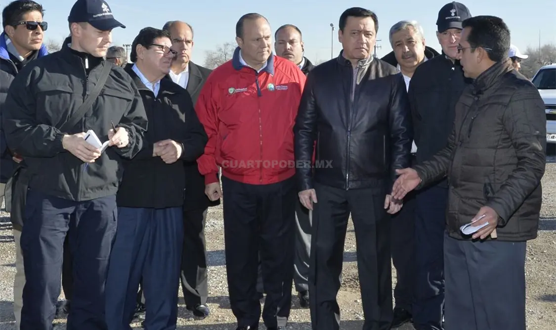 Recorrido de l secretario de Gobernación, Miguel Ángel Osorio Chong, en Ciudad Juárez. NTX