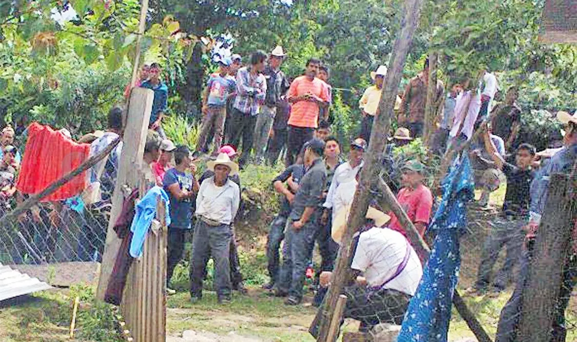 Emboscada deja un muerto y 11 heridos