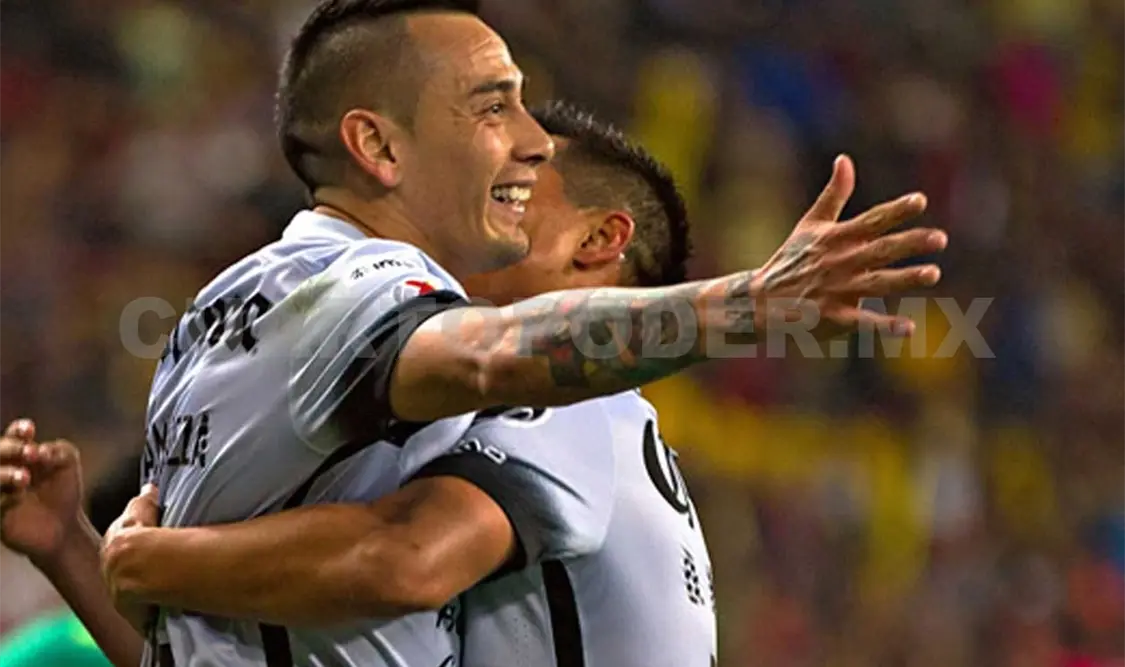Rubens Sambueza puso el marcador final: 3-0. Agencias