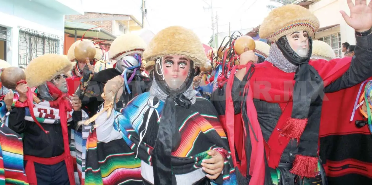 Las calles “temblaron” ante el zapateado del parachico