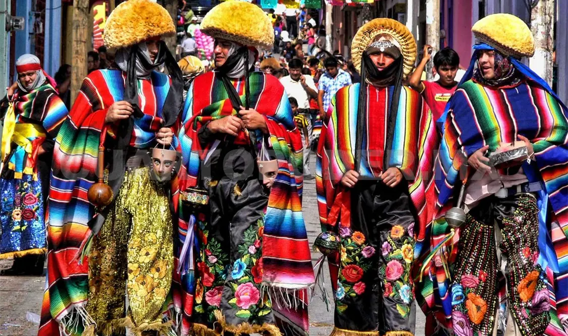 Feria de Chiapa de Corzo, festividad de color