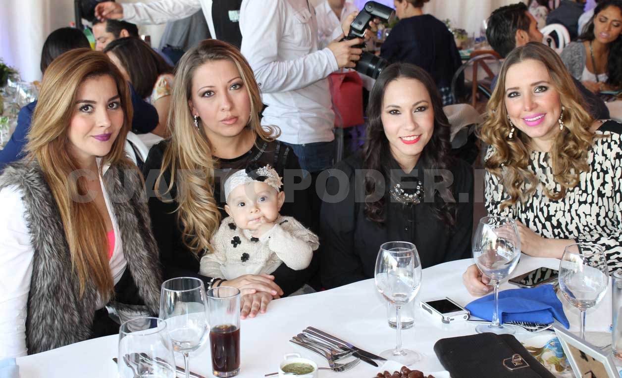 Daniel recibió el primer sacramento