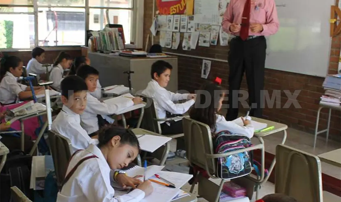En todos los casos, las escuelas deberán presentar un programa de mejora escolar. Agencias