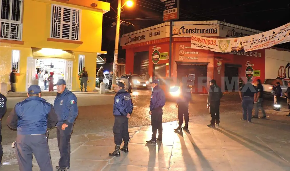 Luego de que pobladores exigieran mayor seguridad, se llevó a cabo un operativo policial en Las Margaritas. CP