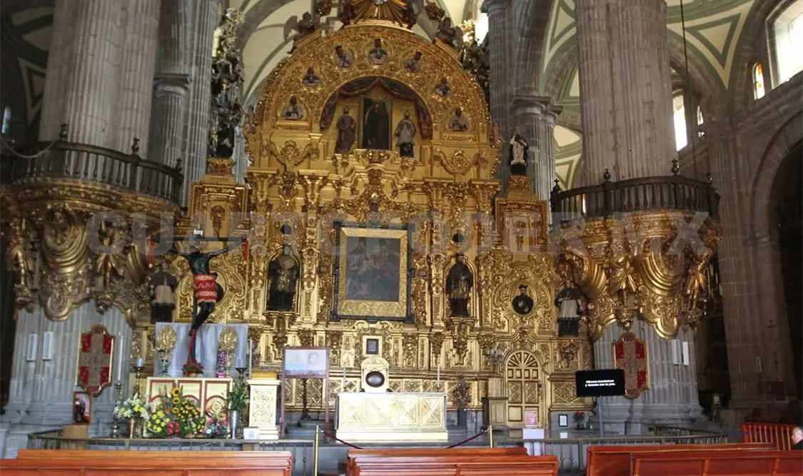 Falta de mantenimiento en la Catedral Metropolitana