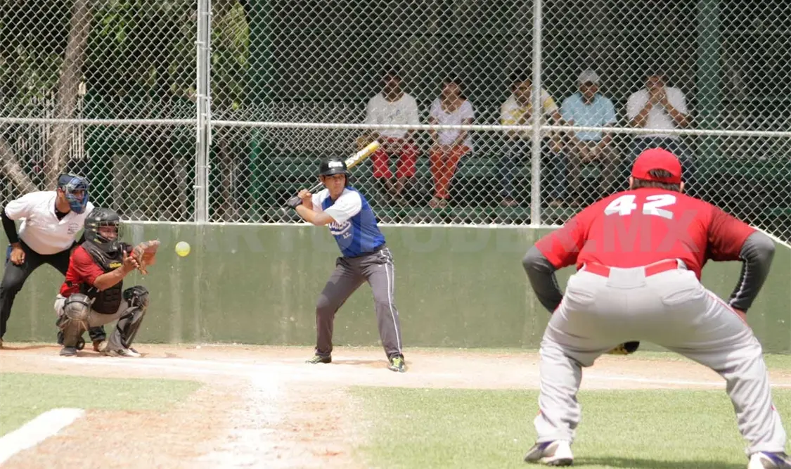 Liga Municipal de Softbol continúa promoviendo este deporte en la capital chiapaneca, por lo que el próximo mes contempla el inicio del Torneo Oficial 2016. Guillermo Ramos / CP