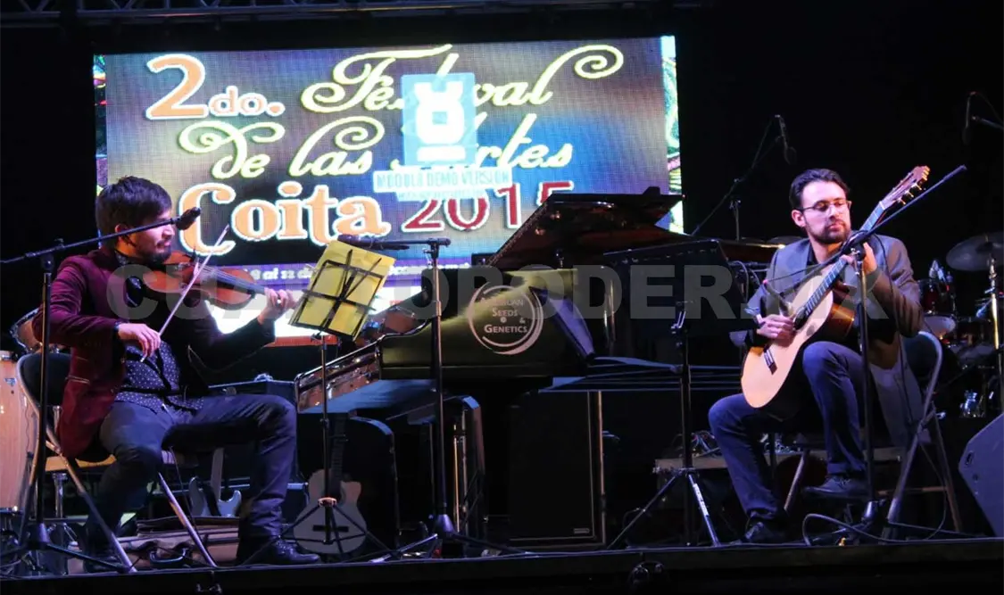 Dúo Cayón en el segundo Festival de las Artes Coita. Darwin Mendoza
