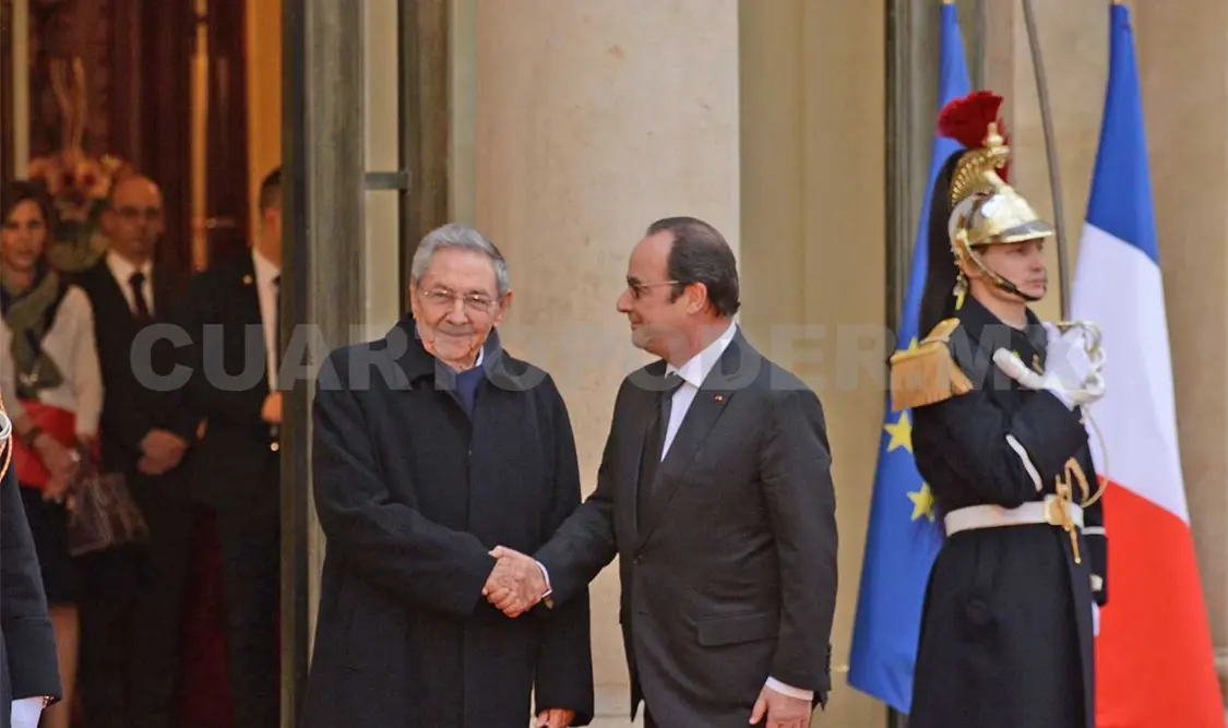 Regresa mandatario cubano a Francia