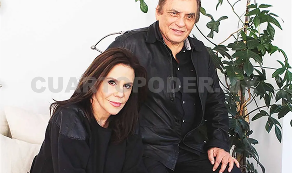 Manuel Ojeda y Rebecca Jones, juntos en teatro