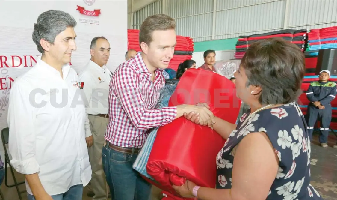 Gobiernos Federal y Estatal abrigan a población vulnerable