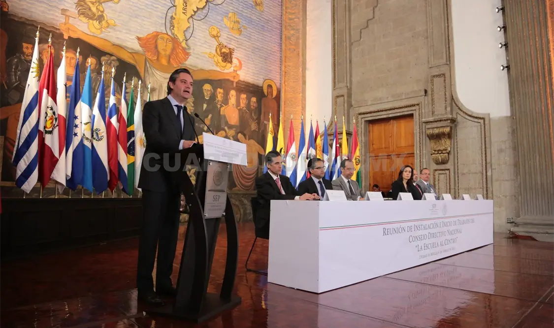 Instalación del Consejo Directivo Nacional la Escuela al Centro. Agencias