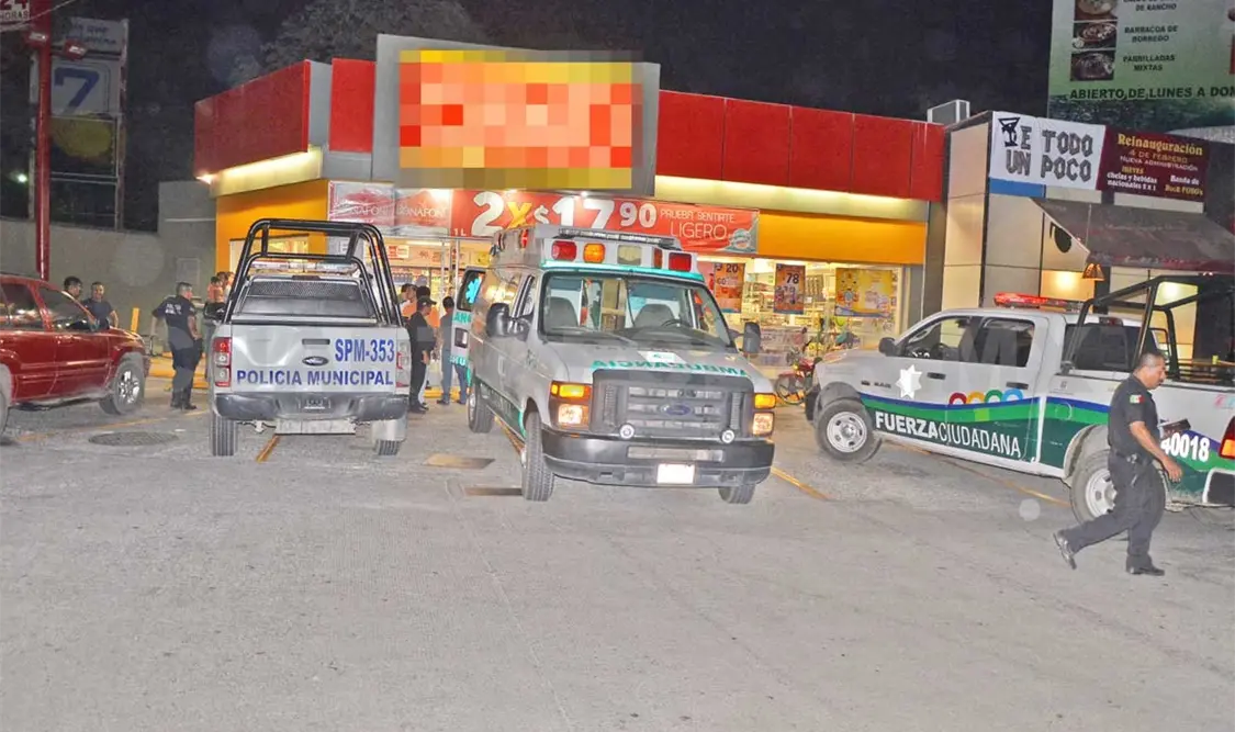 Balean a maestro para despojarlo de camioneta
