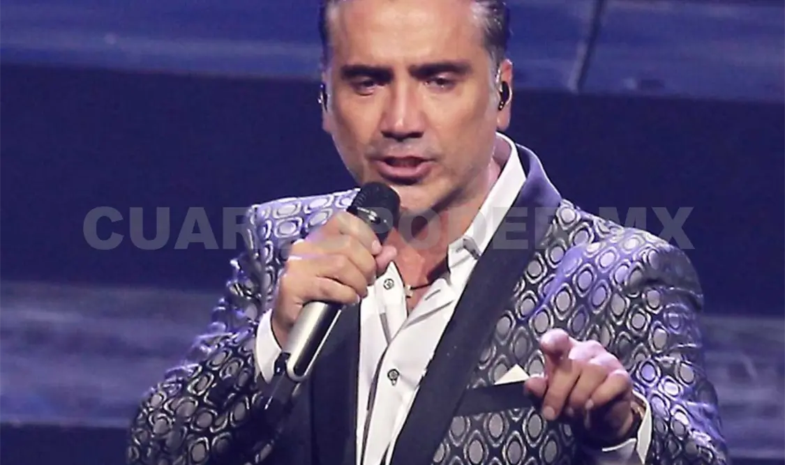 Alejandro Fernández pagó por sexo con 6