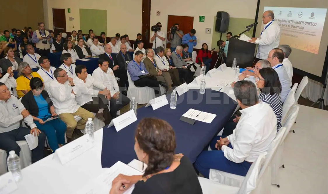 Organizan seminario de políticas científicas