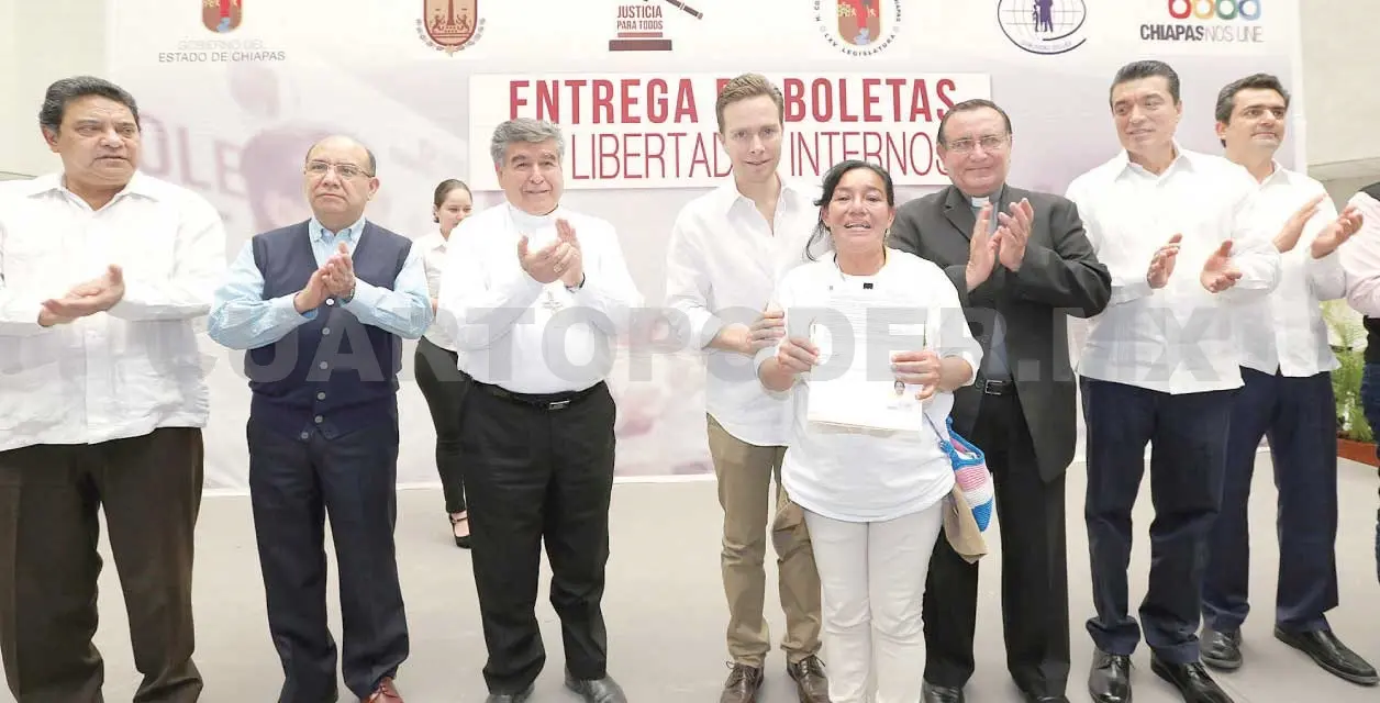 MVC entrega más de cien actas de libertad anticipada