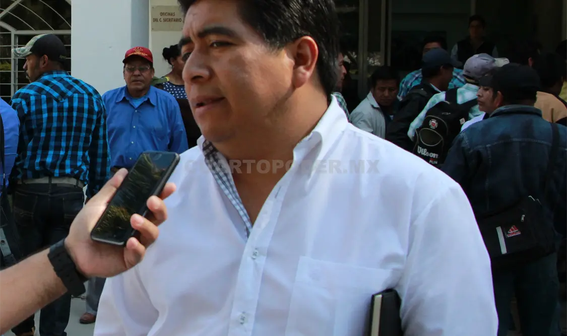 Jorge Álvarez López secretario general de la CIOAC-JDLD * Carlos Burguete