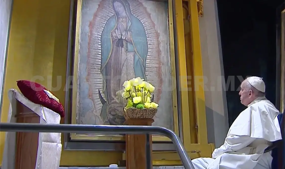 Tal como lo solicitó antes de venir a México, el papa Francisco rezó a la Virgen de Guadalupe a solas, delante de ella. Agencias
