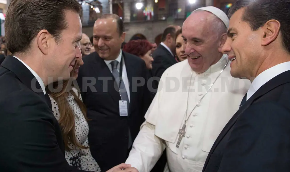 Con anterioridad, el mandatario chiapaneco viajó al Vaticano para invitar al papa Francisco a visitar el estado. CP