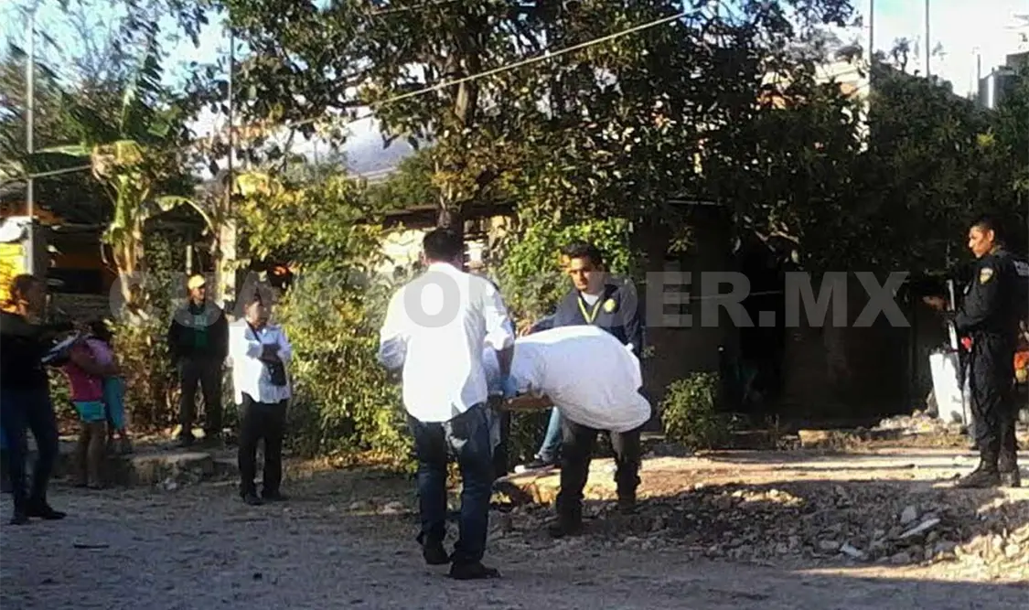 Colonos indicaron que los delincuentes asesinaron al adulto mayor para robarle su televisor analógico. Rafael Cabrera / CP