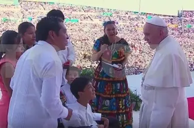 El Papa escuchó el testimonio de diversas familias. Notimex