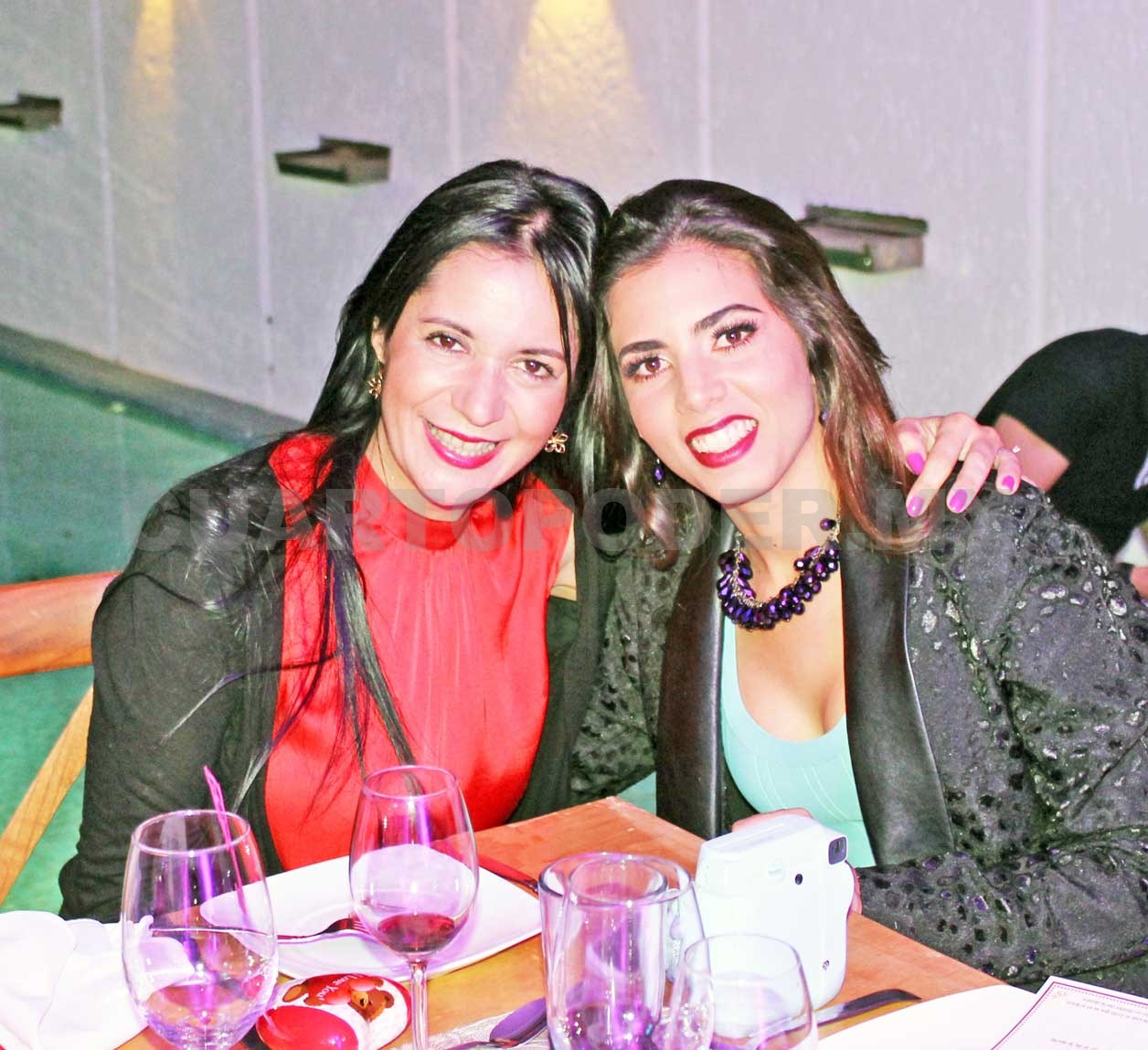 Gina ya prepara su boda