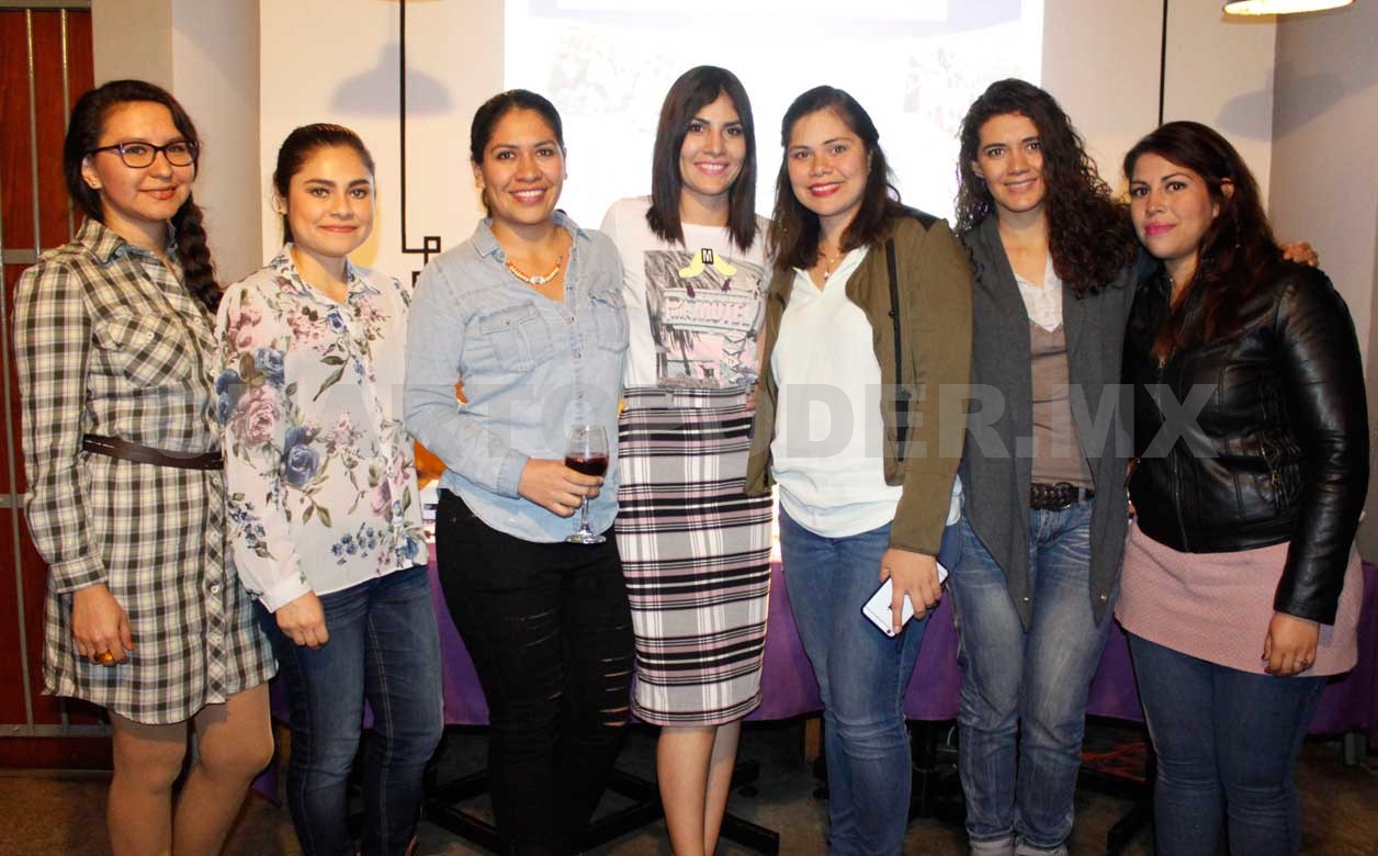 Mika, joven emprendedora