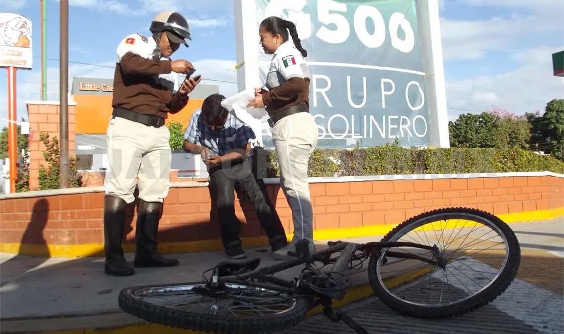 Atropellado por colectivo, sonríe y perdona