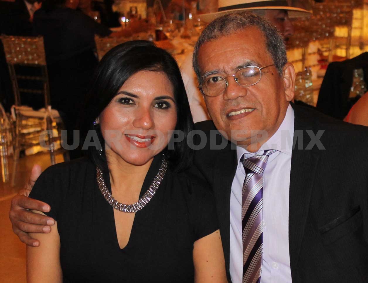 Gran fiesta para Karla