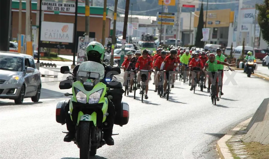Arriba Federación Francesa de ciclo-turismo
