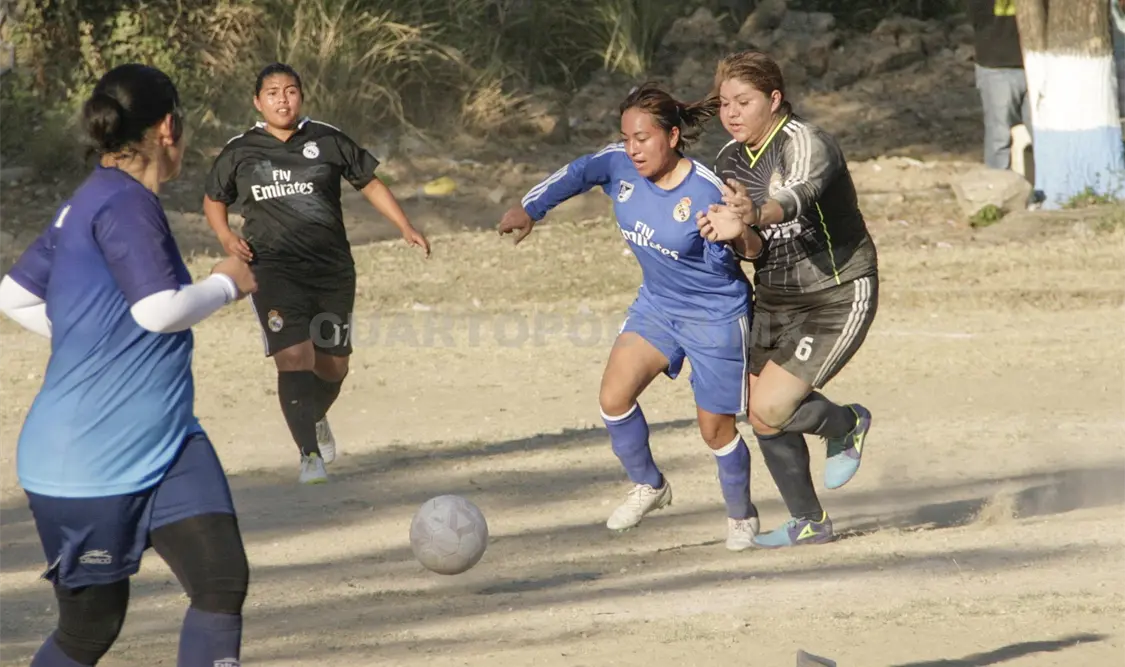 El conjunto de Aguilitas se adjudicó la corona del torneo de Futbol de la Liga de Patria Nueva al derrotar a San Alejo por 0-4. Guillermo Ramos / CP