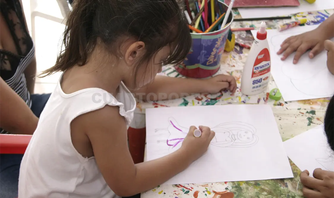 La intenciones hacer reflexionar a los niños participantes. Guillermo Ramos / CP