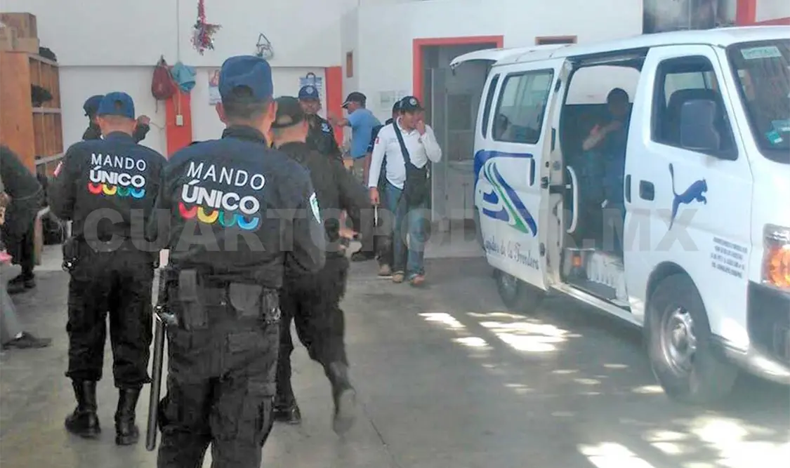 Policías y militares revisan terminales en Chicomuselo