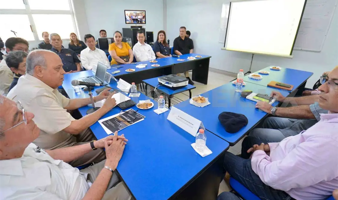 El rector refirió que este espacio incluye artículos científicos destacados, breviarios culturales, una colección de eBooks, estudios y reportajes. CP