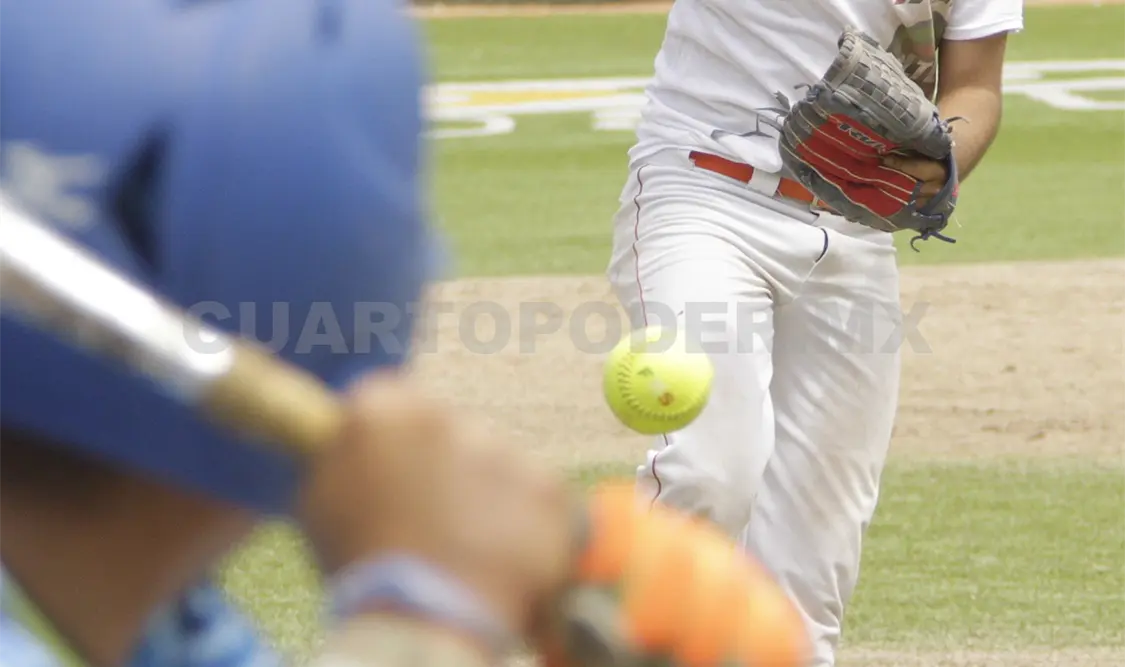 Se disputó la segunda fecha del Campeonato de Softbol 2016 de la Liga Municipal de Tuxtla en el diamante de Caña Hueca. Guillermo Ramos / CP