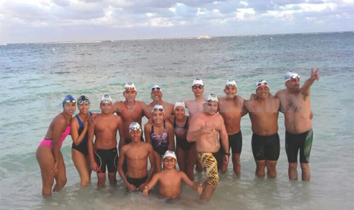 Los nadadores chiapanecos dejaron un buen sabor de boca en el tradicional torneo celebrado en Quintana Roo. Cortesía