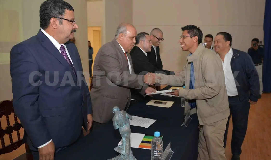 Premian a ganadores del diseño de la Facultad de Arquitectura