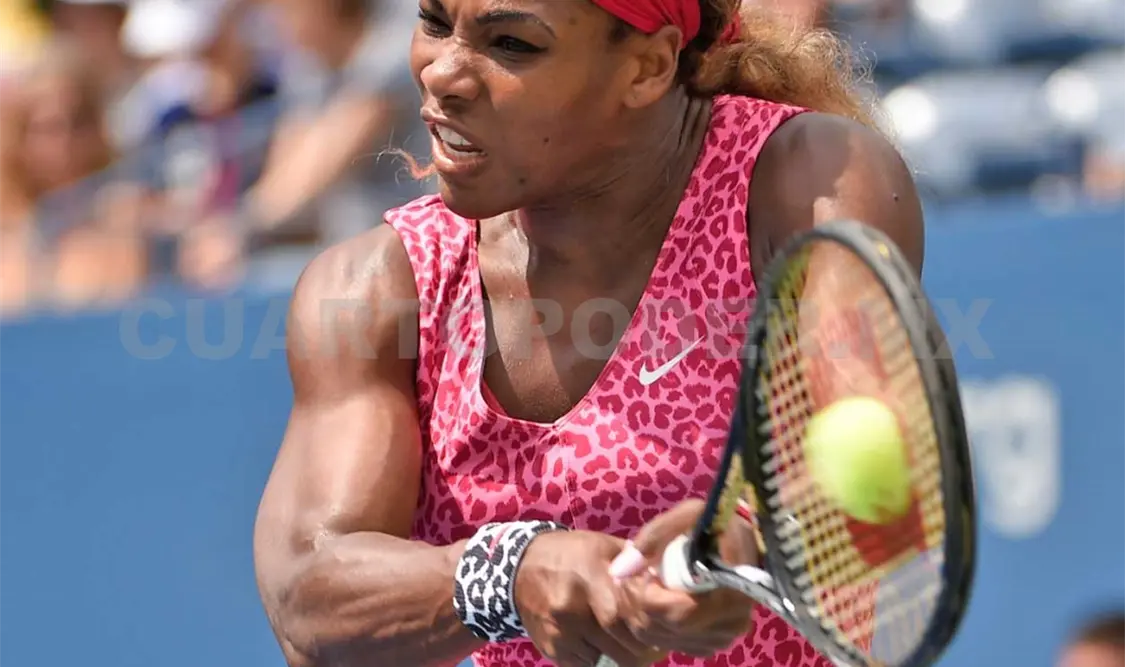 Serena Williams sigue sin problemas como líder