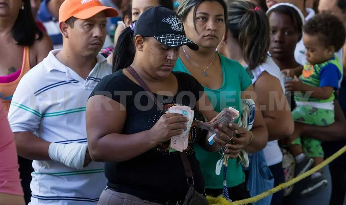 Fajos de billetes, necesarios