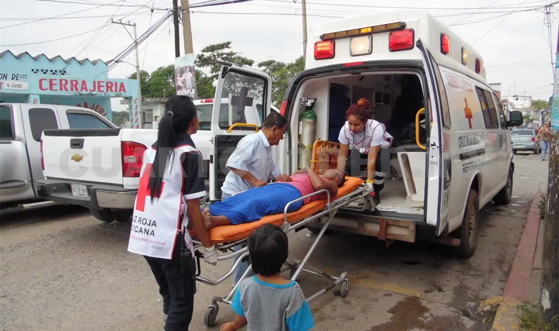 Mujer perdió el conocimiento en la mecedora