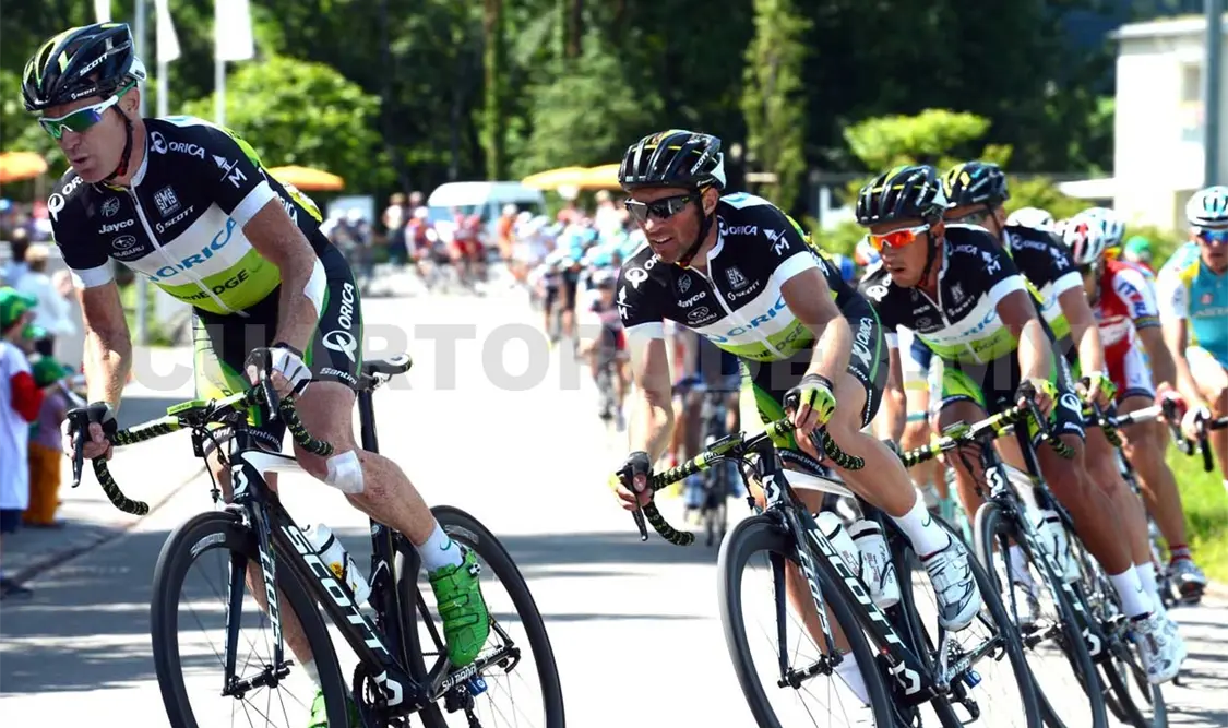 El pedalista australiano Richie Porte deberá defender su título. Agencias
