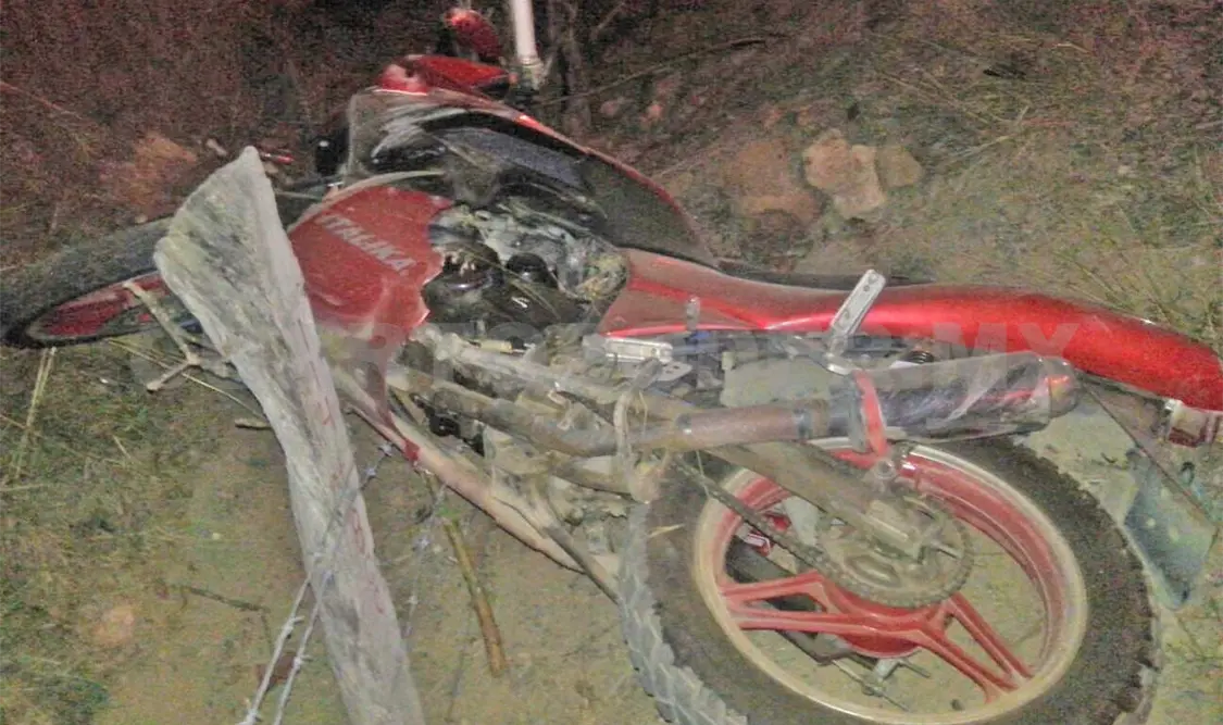 Motociclista fallece al derrapar su unidad