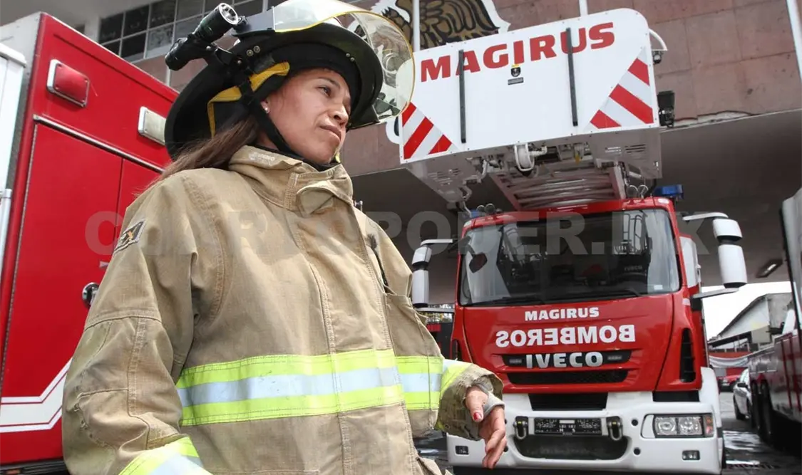 Bomberos, una labor sin distinción de género
