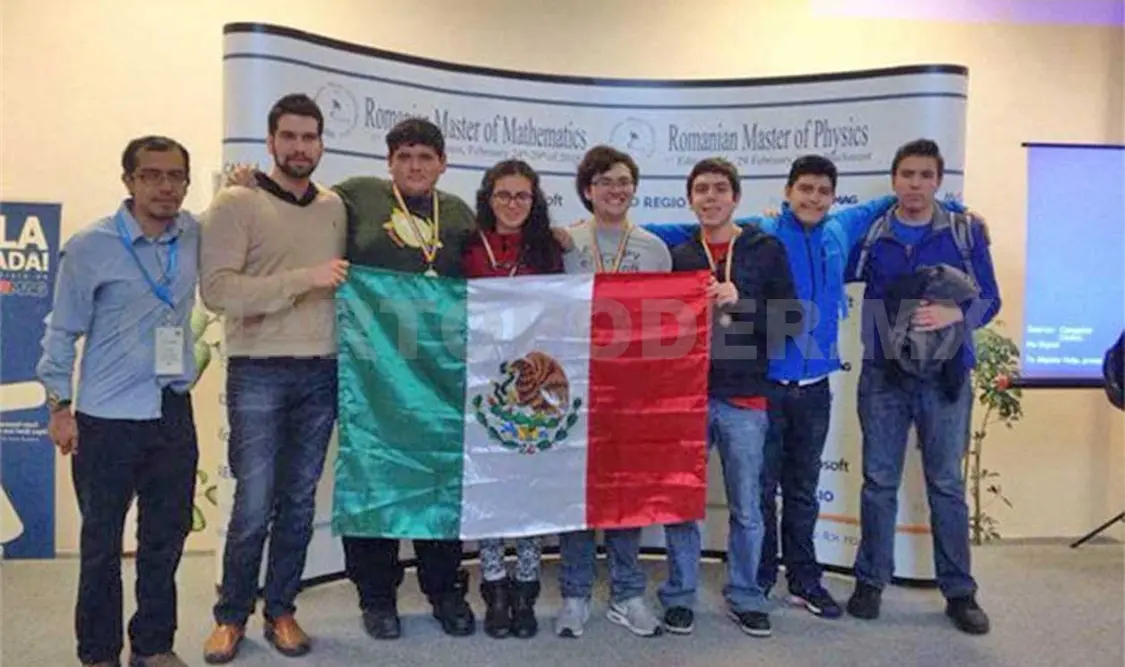 Felicita Nuño Mayer a ganadores olímpicos