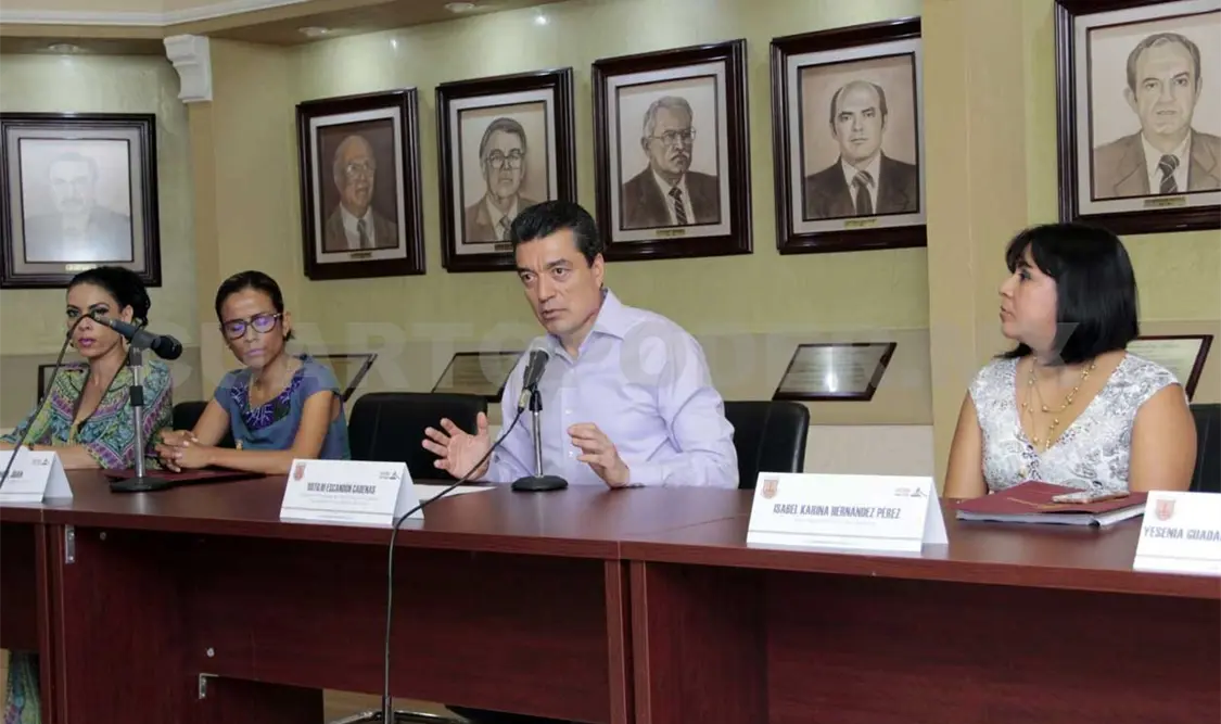 Destacan participación de la mujer en la justicia