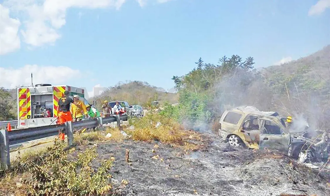 Un muerto y cinco lesionados en accidente
