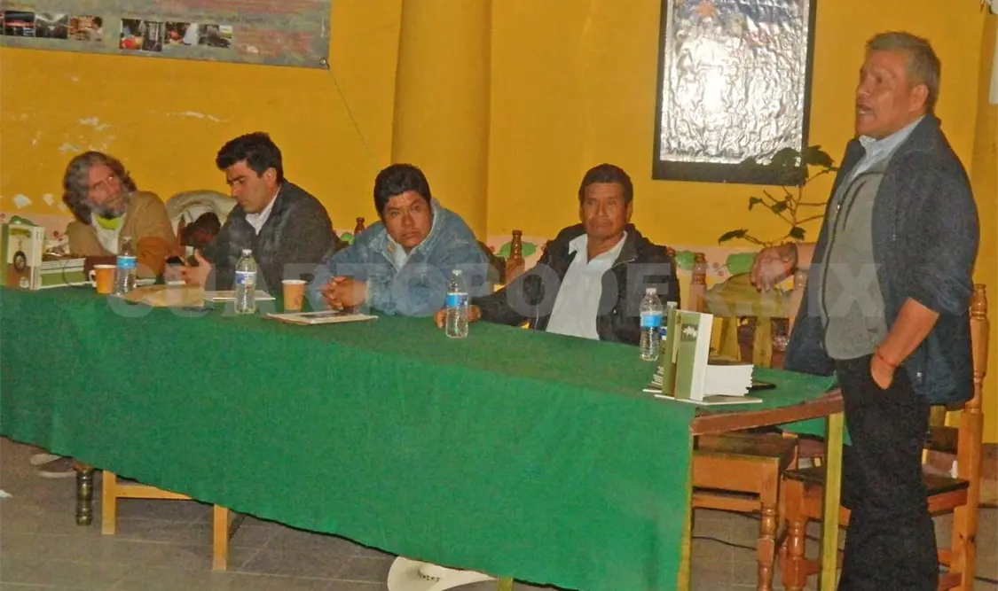 Indígenas promueven comercio de café