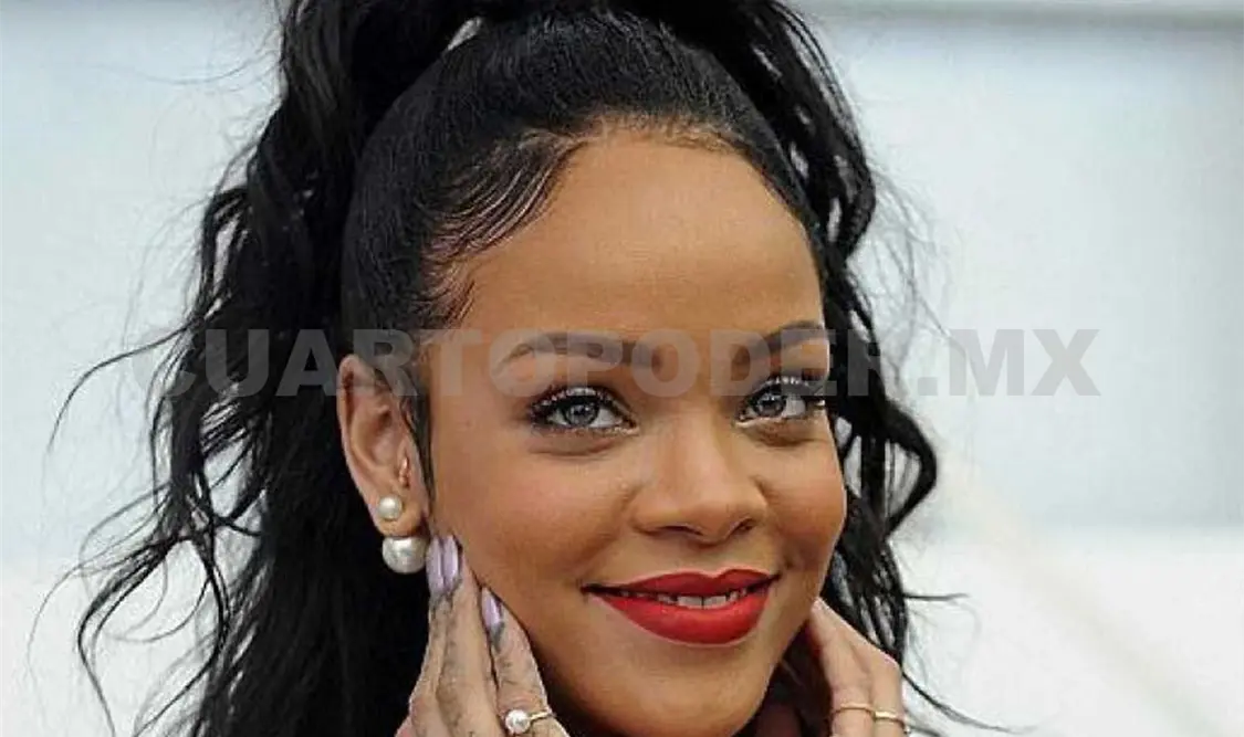 Rihanna bloquea a fan por racista