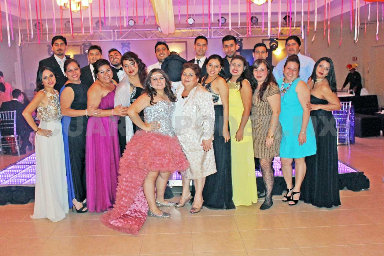 Fiesta de ensueño para Lupita