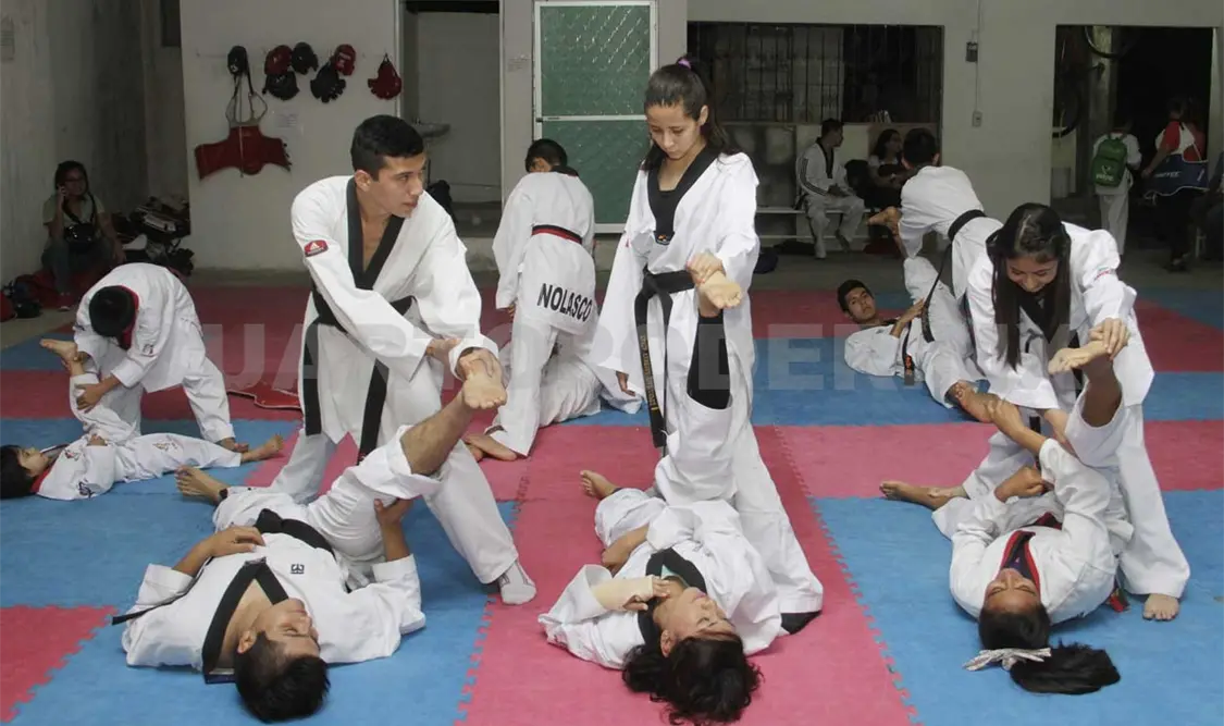 Se destaca en selectivo al aportar cinco atletas